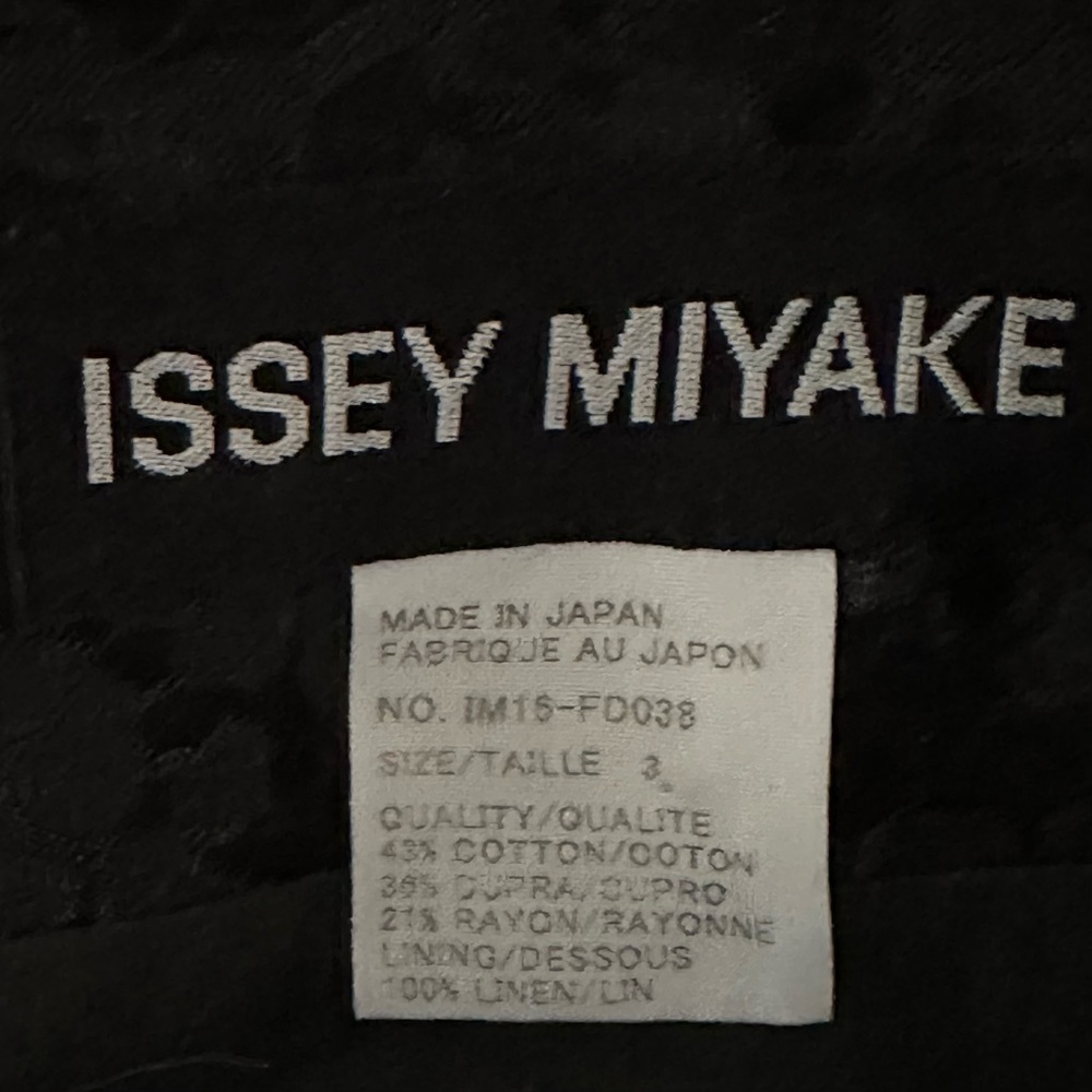 VTG 90’s Issey Miyake Black Jacket Size 3 Flower and Demon Print - Picture 4 of 15